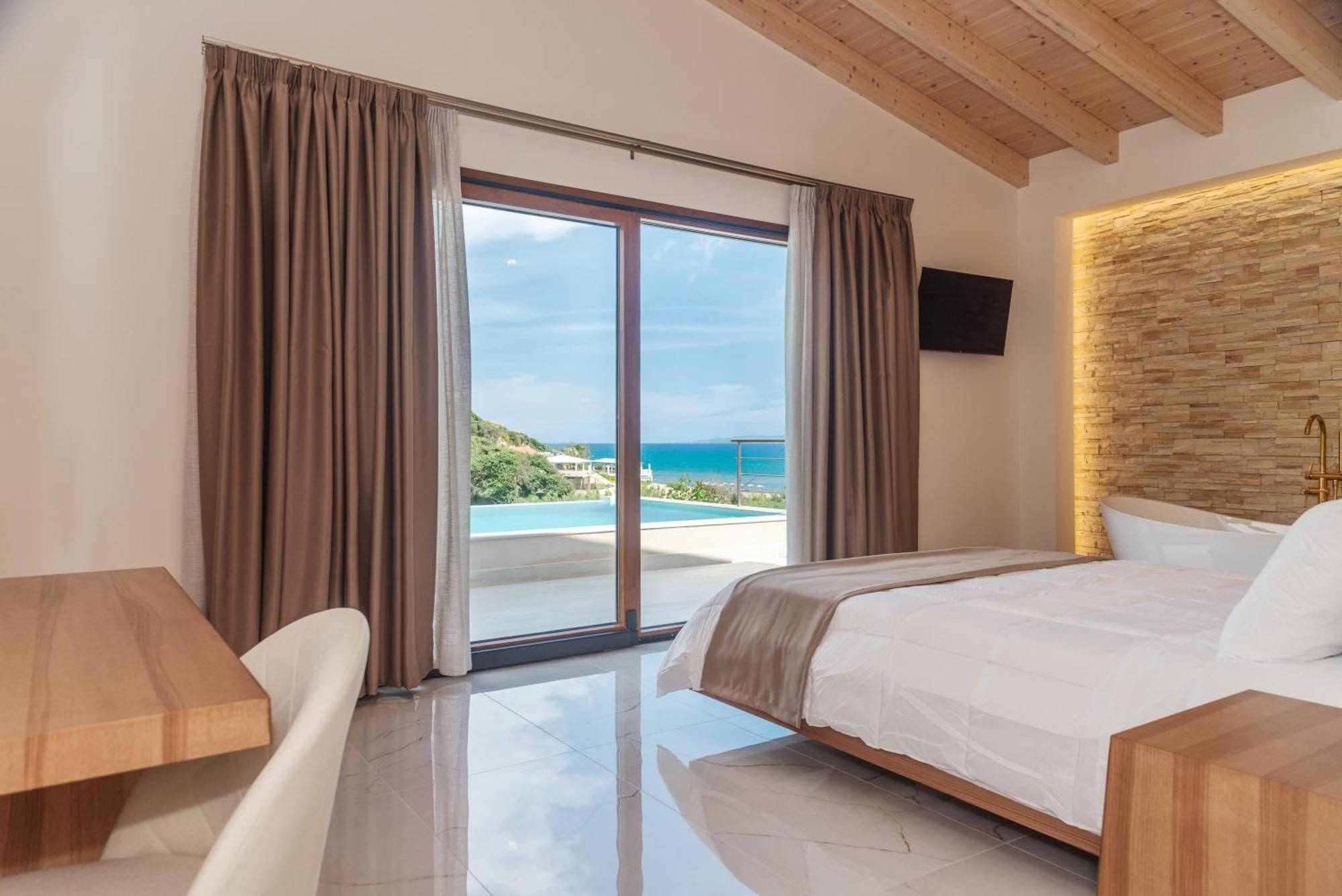 Villa Vasillis-Heated Swimming Pool With Infinity View Βιταλάδες Εξωτερικό φωτογραφία