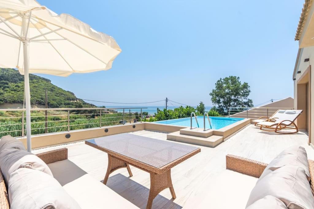 Villa Vasillis-Heated Swimming Pool With Infinity View Βιταλάδες Εξωτερικό φωτογραφία