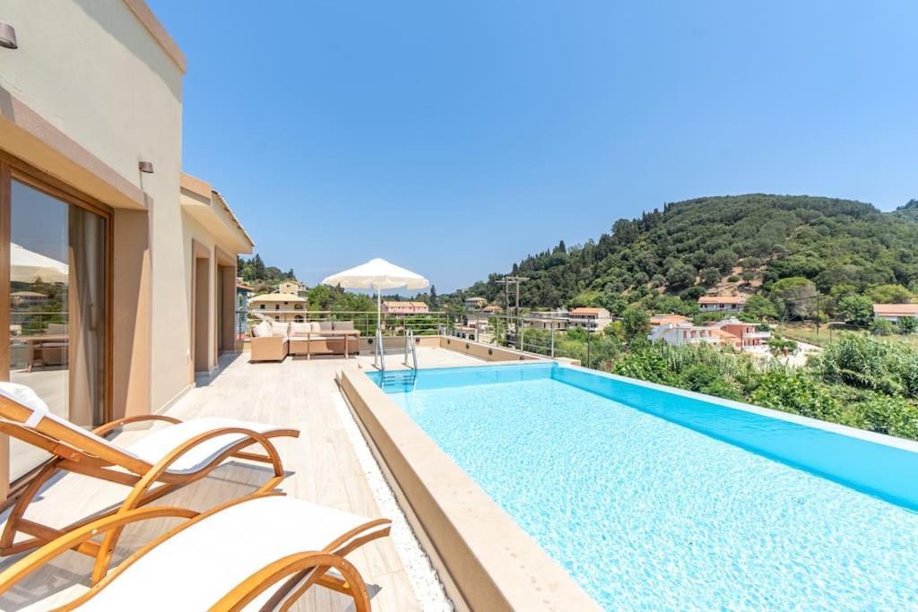 Villa Vasillis-Heated Swimming Pool With Infinity View Βιταλάδες Εξωτερικό φωτογραφία